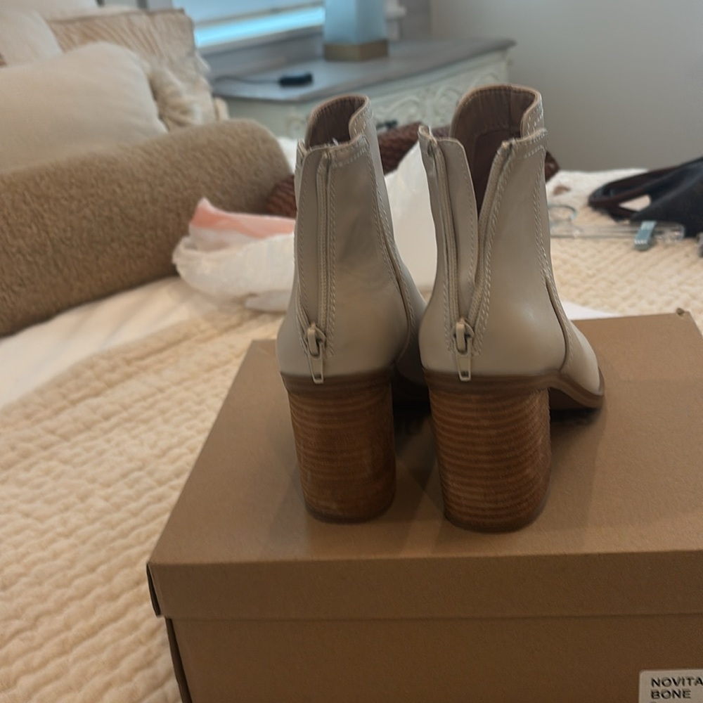 Booties - Picture 4 of 5